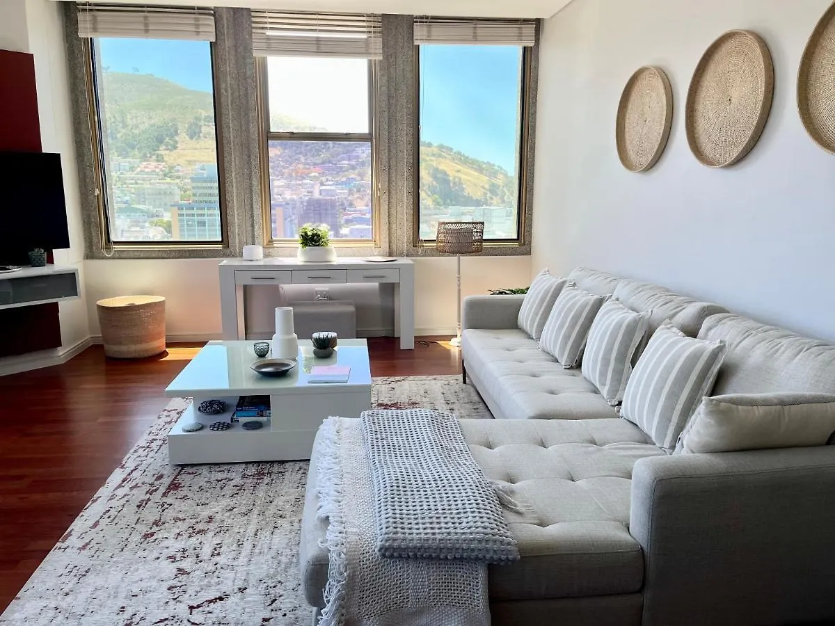 #1604 Cartwright -Diamond In The Sky Daire Cape Town