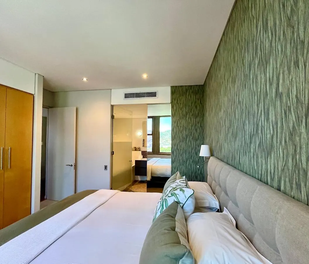 #1604 Cartwright -Diamond In The Sky Daire Cape Town 0*,