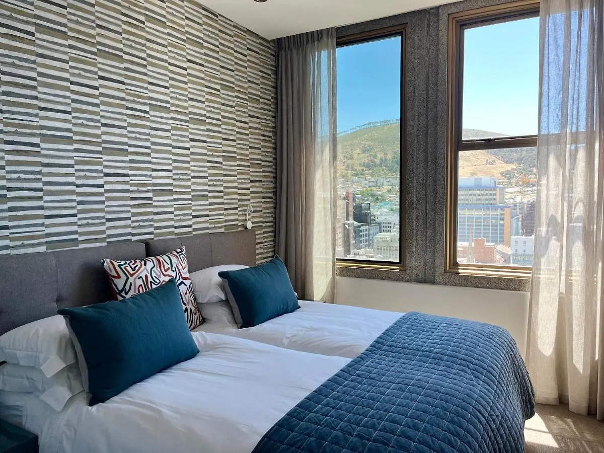 #1604 Cartwright -Diamond In The Sky Daire Cape Town