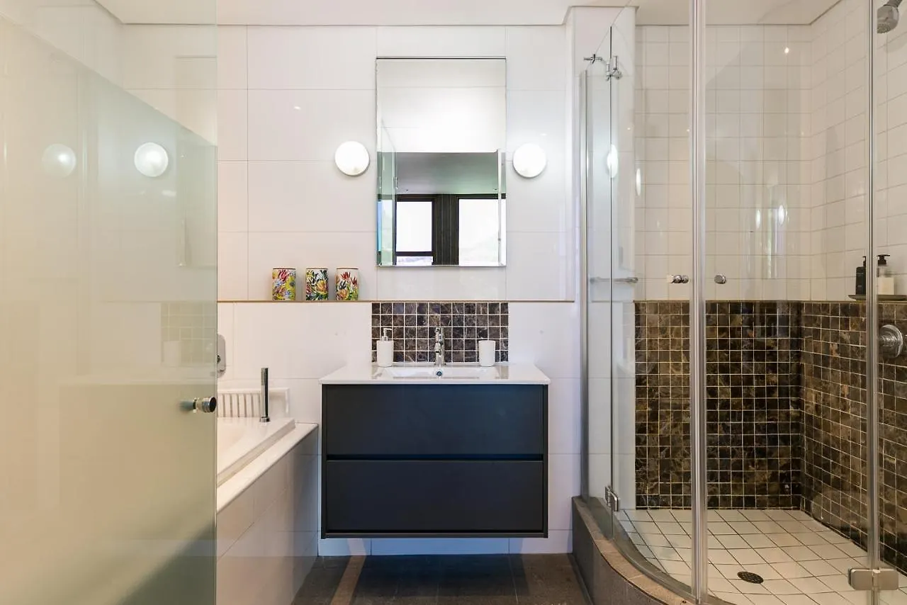 #1604 Cartwright -Diamond In The Sky Daire Cape Town